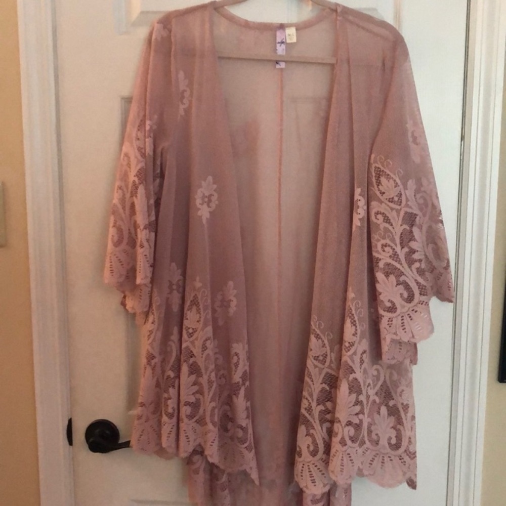 Fransceca’s Pink lace kimono